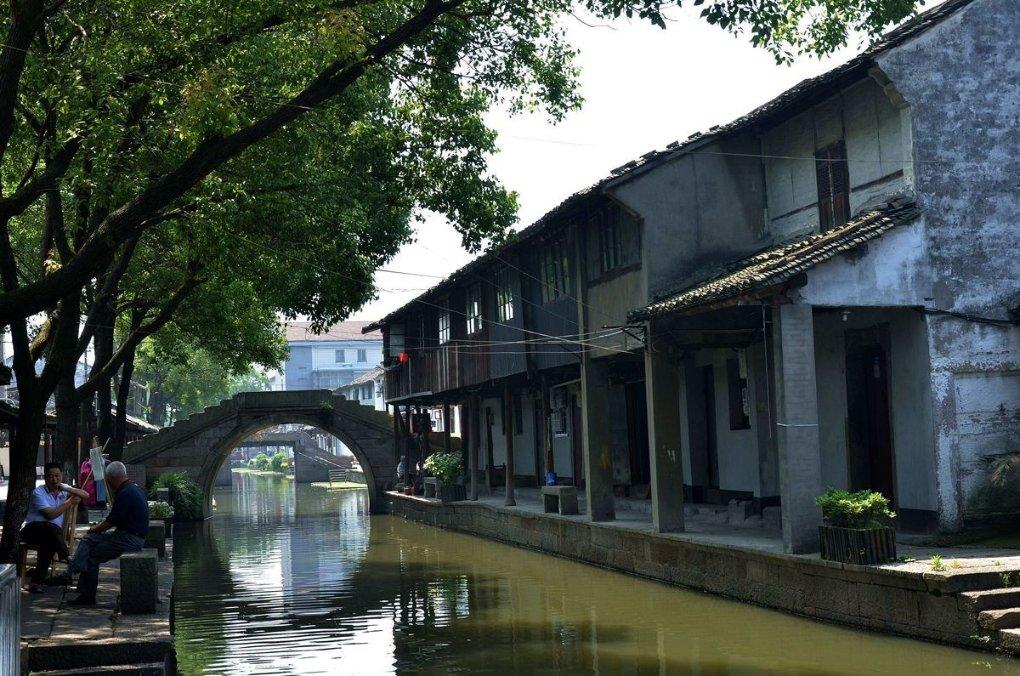 中听 | 年轻人确诊 “回家焦虑症”,背后是情绪劳动